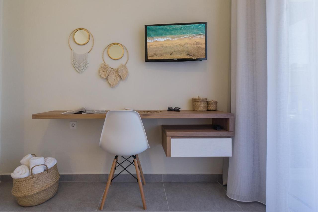 Anemelia Luxury Apartments Argostolion Exterior foto